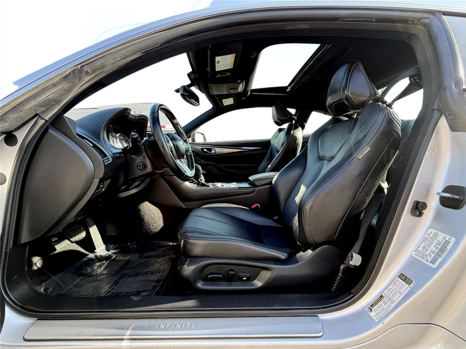 2018 Infiniti Q60 3.0t Luxe Coupe photo 7