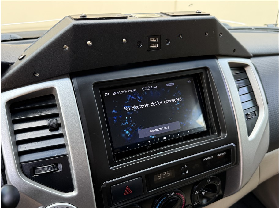 2012 Toyota Tacoma Double Cab SR5 photo 13