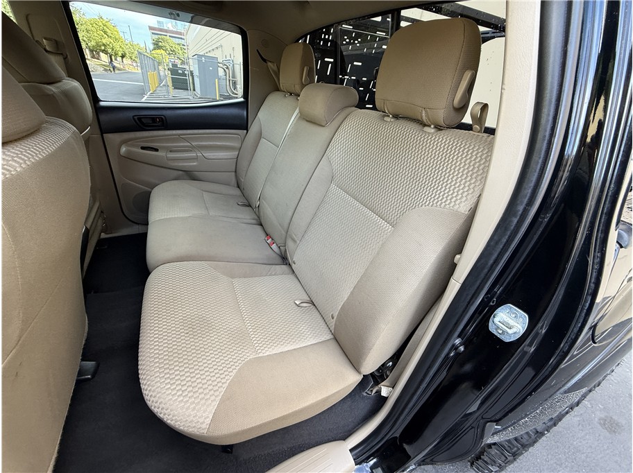 2012 Toyota Tacoma Double Cab SR5 photo 18