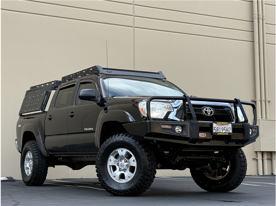 2012 Toyota Tacoma Double Cab SR5 photo 23
