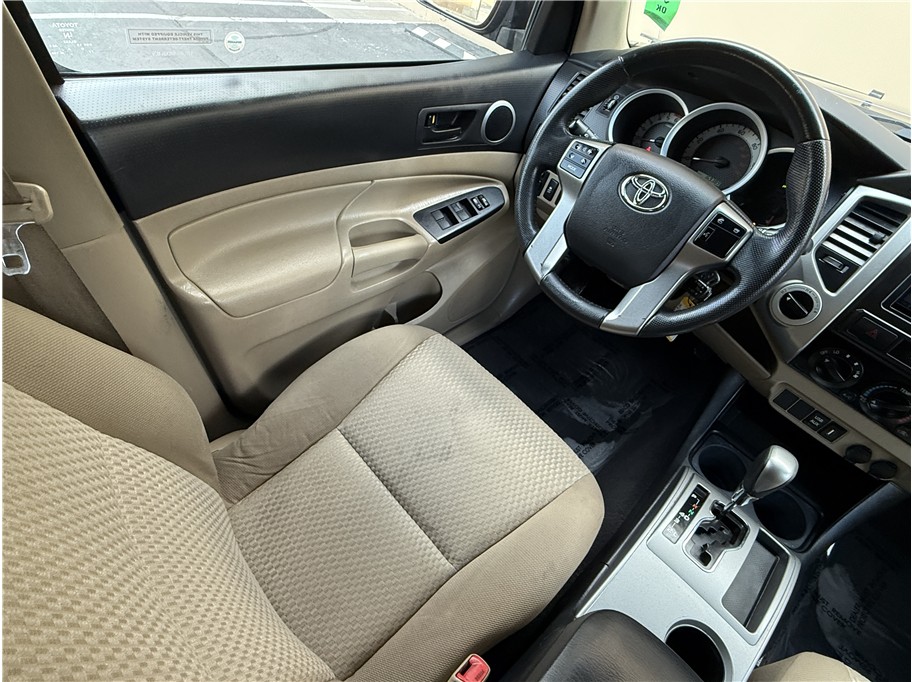 2012 Toyota Tacoma Double Cab SR5 photo 9