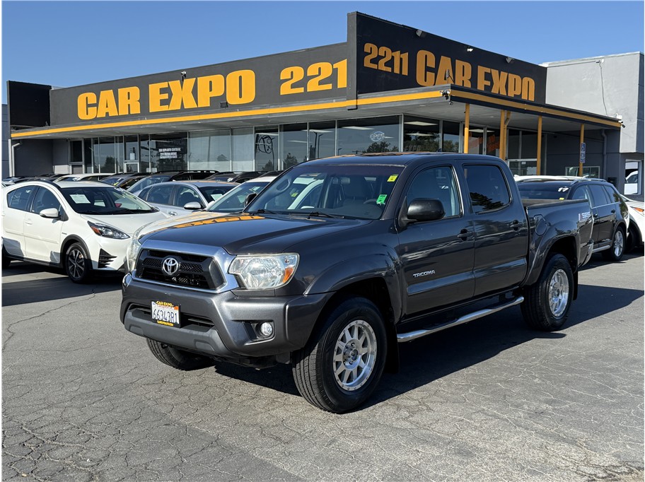 2014 Toyota Tacoma Double Cab PreRunner photo 21