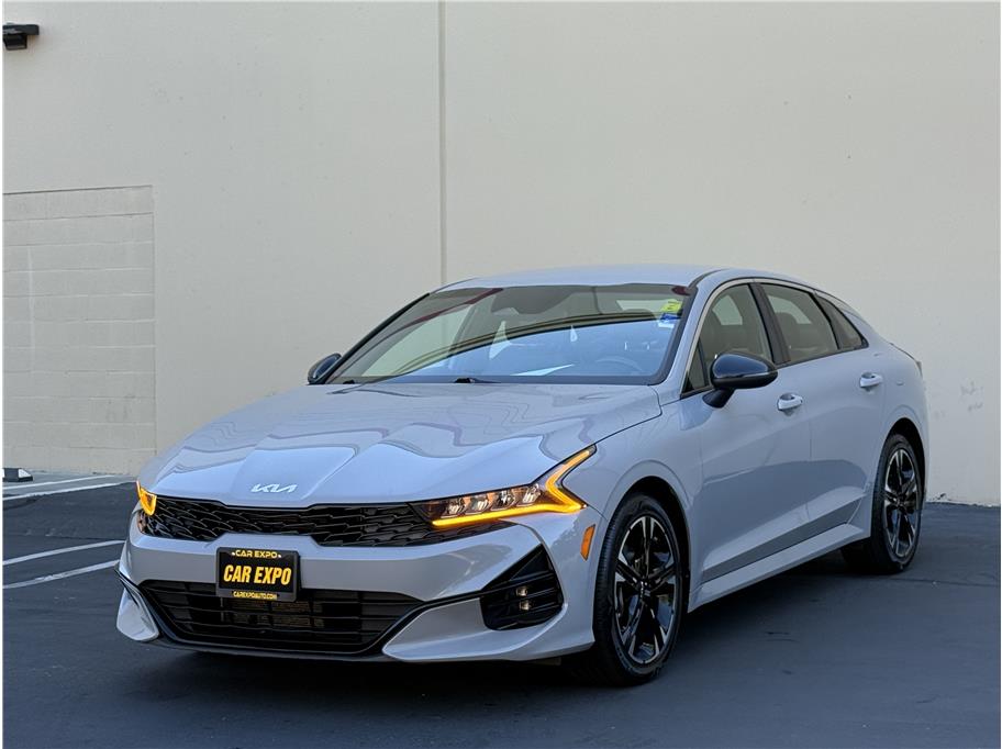 2022 Kia K5 GT-Line photo 4
