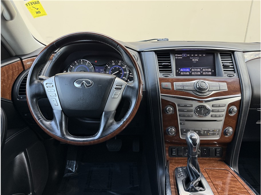2019 Infiniti QX80 Luxe photo 12