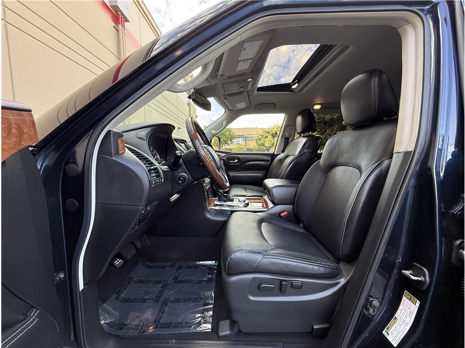 2019 Infiniti QX80 Luxe photo 14