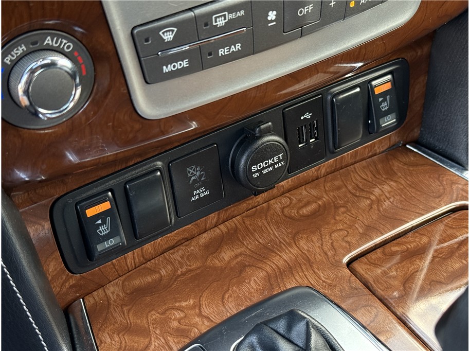2019 Infiniti QX80 Luxe photo 24