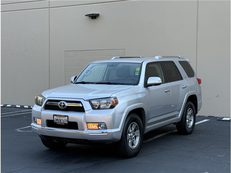 2010 Toyota 4Runner SR5 Sport photo 4