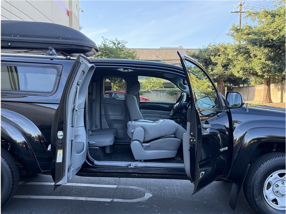 2013 Toyota Tacoma Access Cab SR5 photo 20