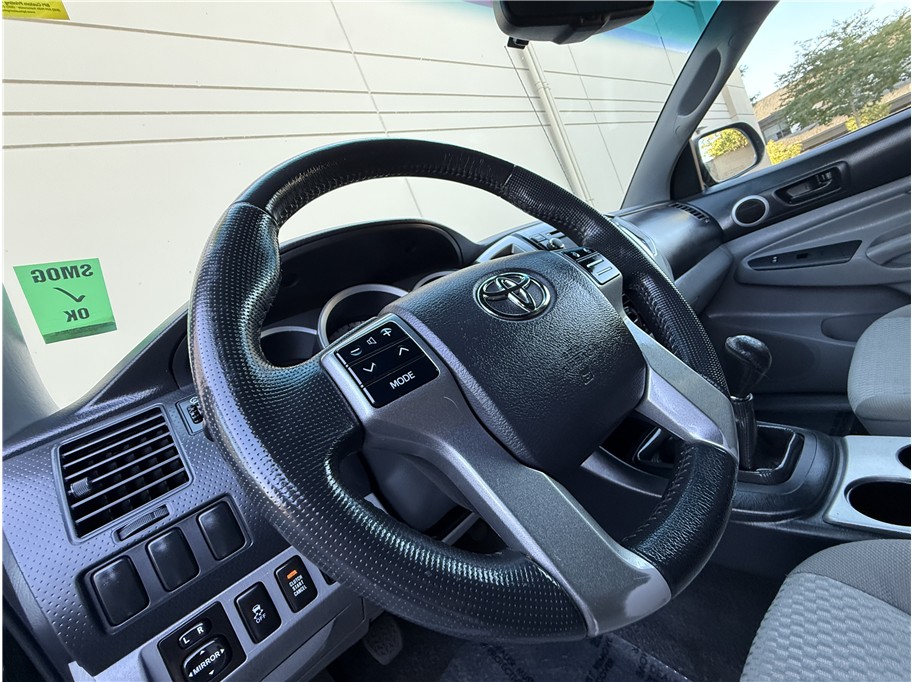2013 Toyota Tacoma Access Cab SR5 photo 25