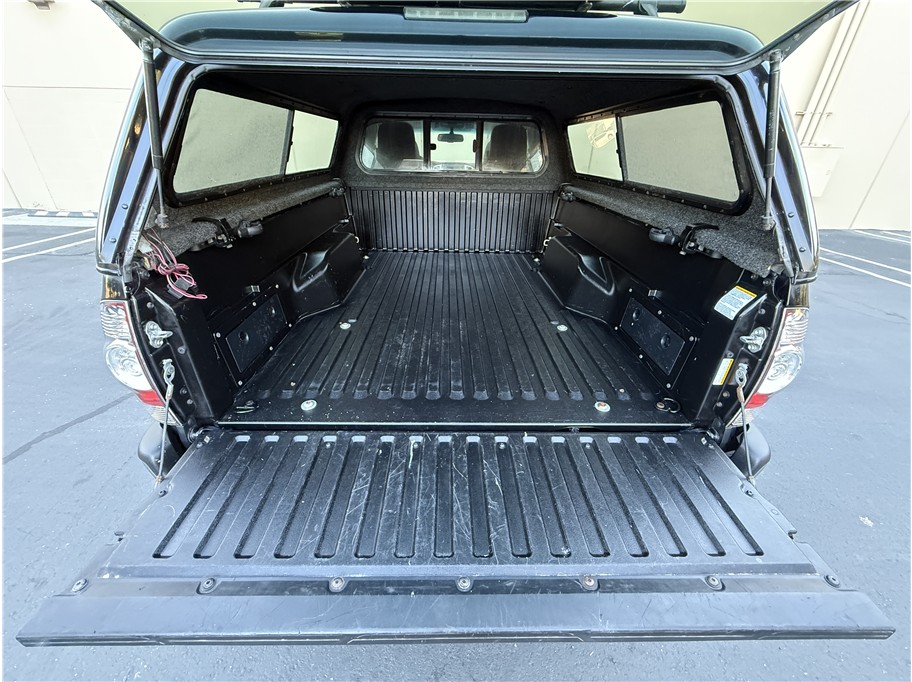 2013 Toyota Tacoma Access Cab SR5 photo 29