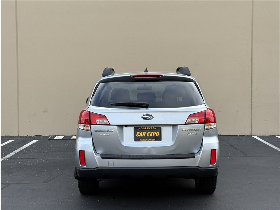 2012 Subaru Outback 2.5i Premium photo 4