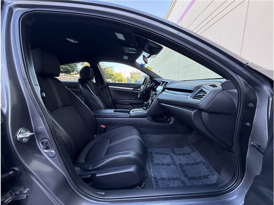 2020 Honda Civic Sport photo 14