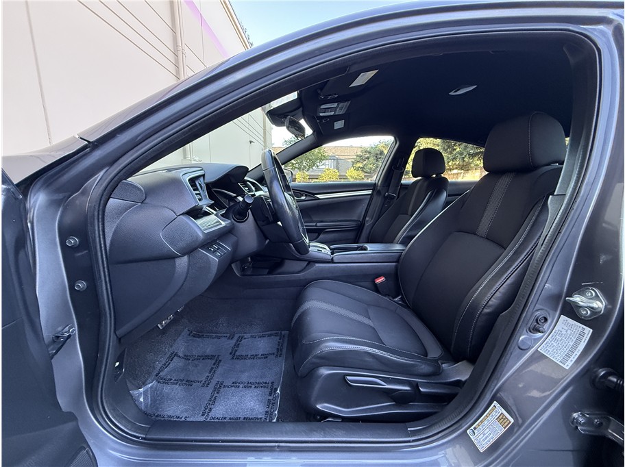 2020 Honda Civic Sport photo 5