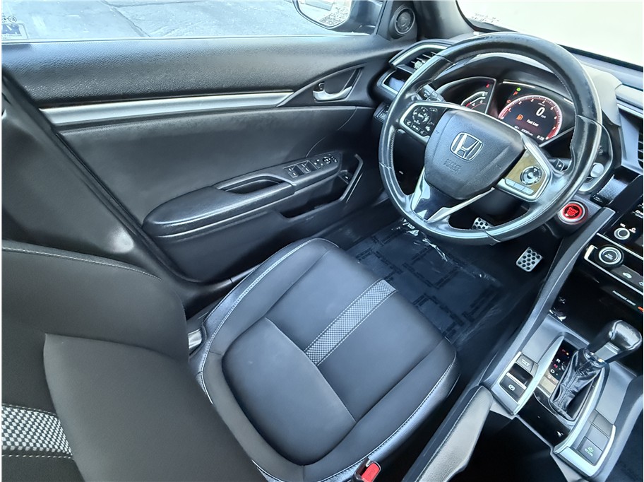 2020 Honda Civic Sport photo 10