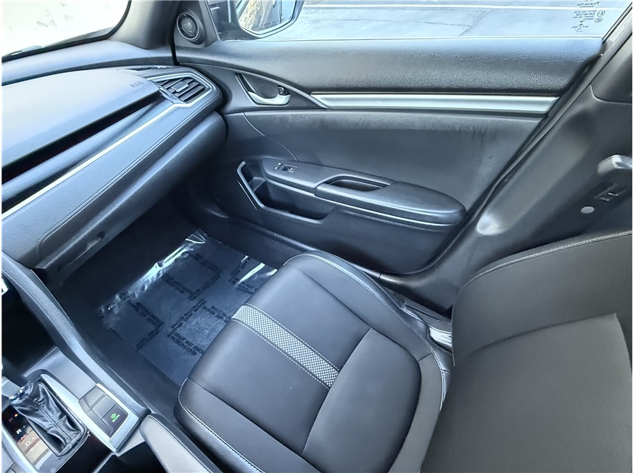 2020 Honda Civic Sport photo 12