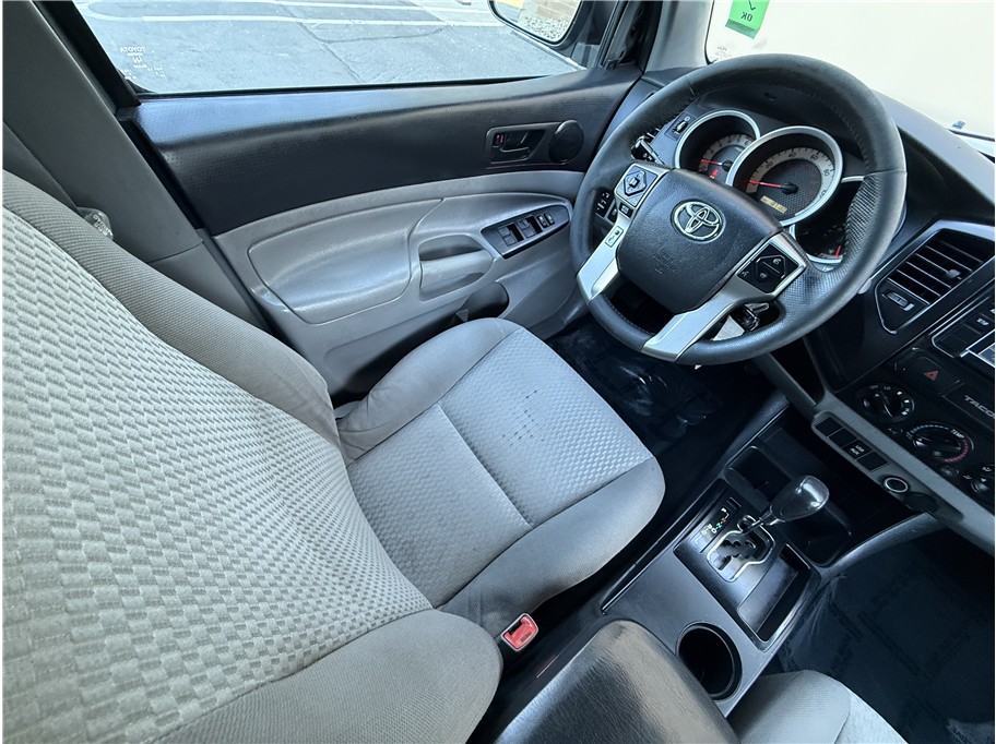 2015 Toyota Tacoma Double Cab photo 10