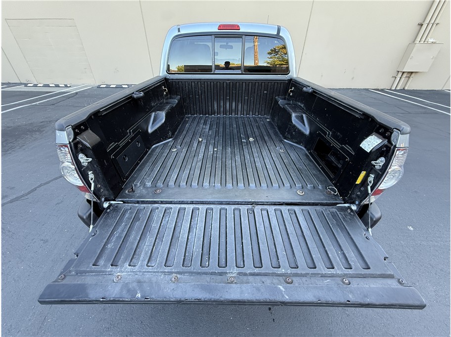 2015 Toyota Tacoma Double Cab photo 19