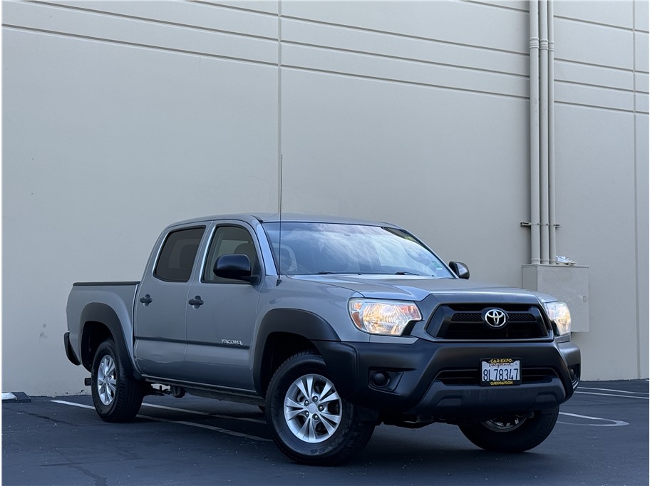 2015 Toyota Tacoma Double Cab photo 22