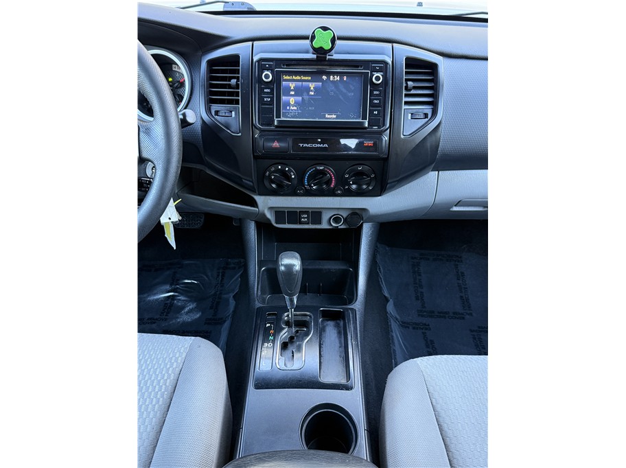 2015 Toyota Tacoma Double Cab photo 15