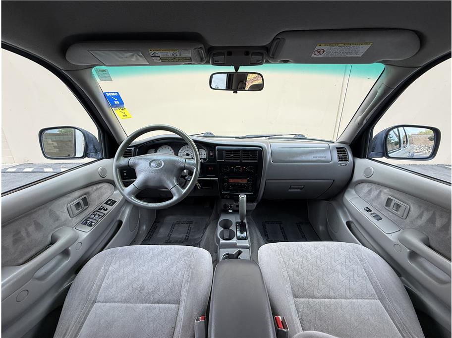 2001 Toyota Tacoma Double Cab PreRunner SR5 photo 13