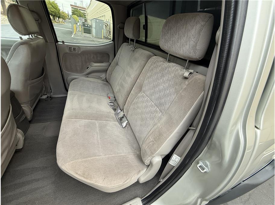 2001 Toyota Tacoma Double Cab PreRunner SR5 photo 15