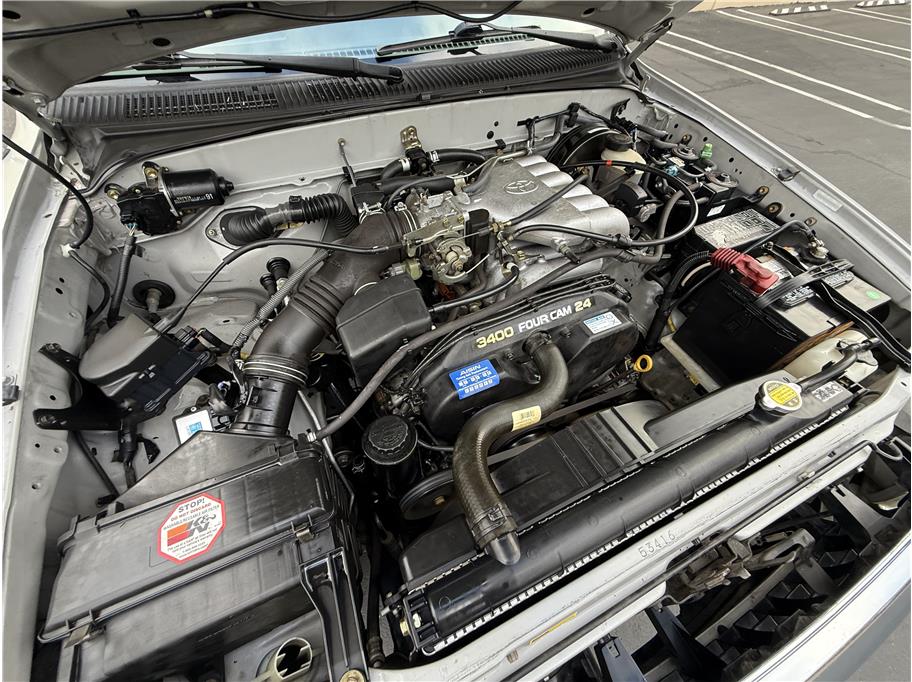 2001 Toyota Tacoma Double Cab PreRunner SR5 photo 17