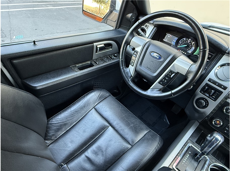 2015 Ford Expedition EL Limited photo 8