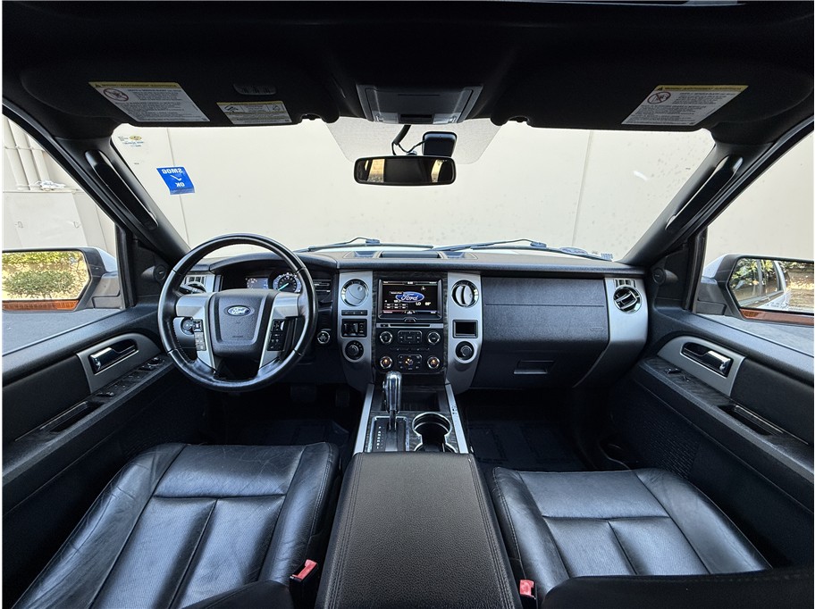 2015 Ford Expedition EL Limited photo 9
