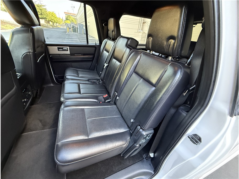 2015 Ford Expedition EL Limited photo 13