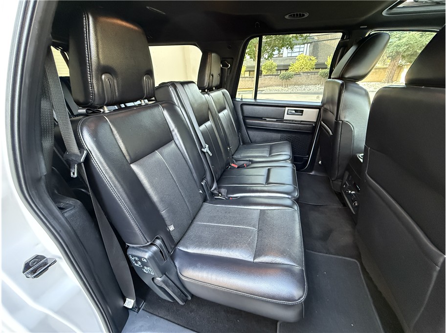2015 Ford Expedition EL Limited photo 14