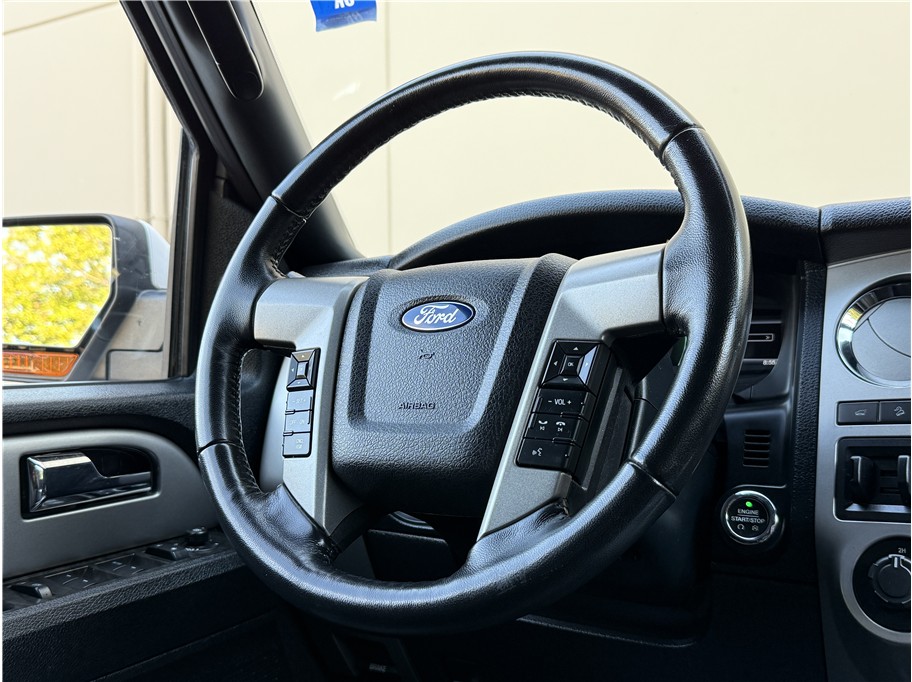 2015 Ford Expedition EL Limited photo 17