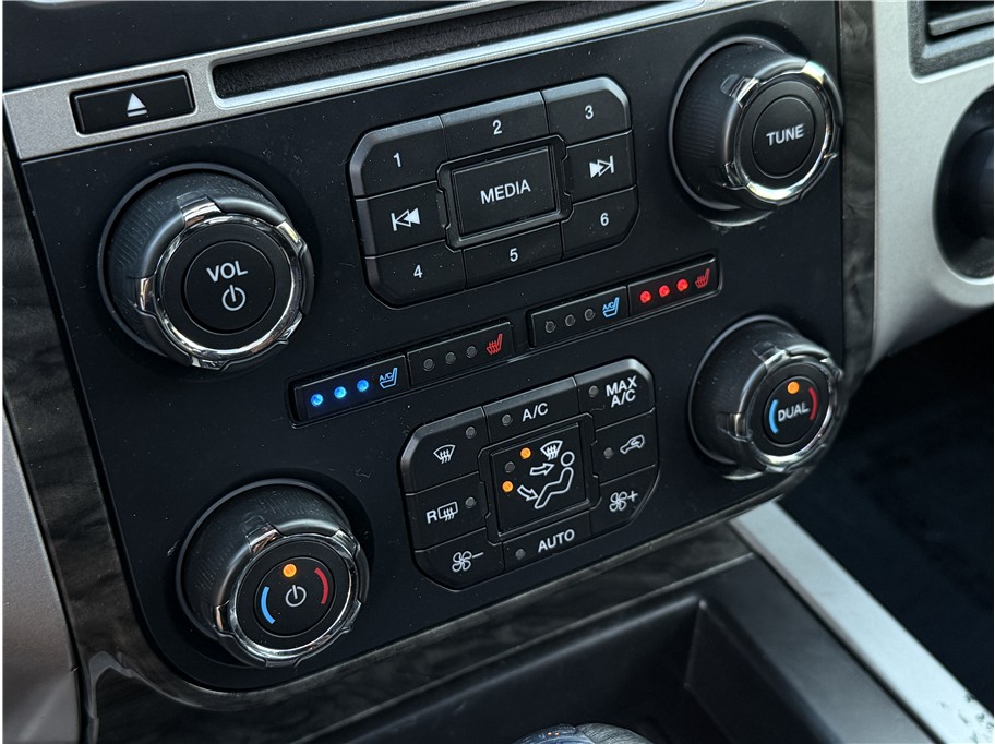 2015 Ford Expedition EL Limited photo 21