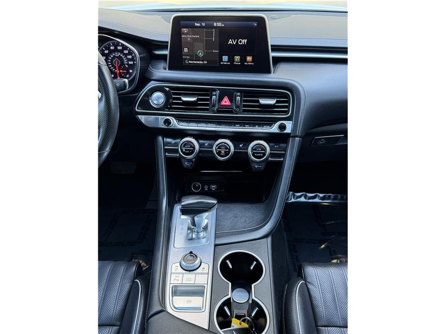 2020 Genesis G70 2.0T Elite Prestige 3.3T Sport photo 9