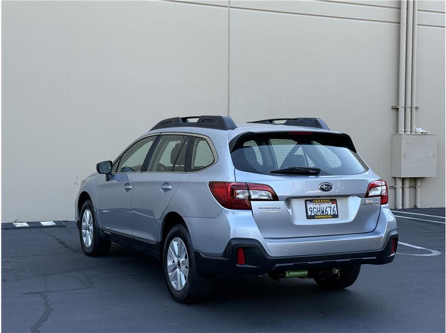 2018 Subaru Outback 2.5i photo 4