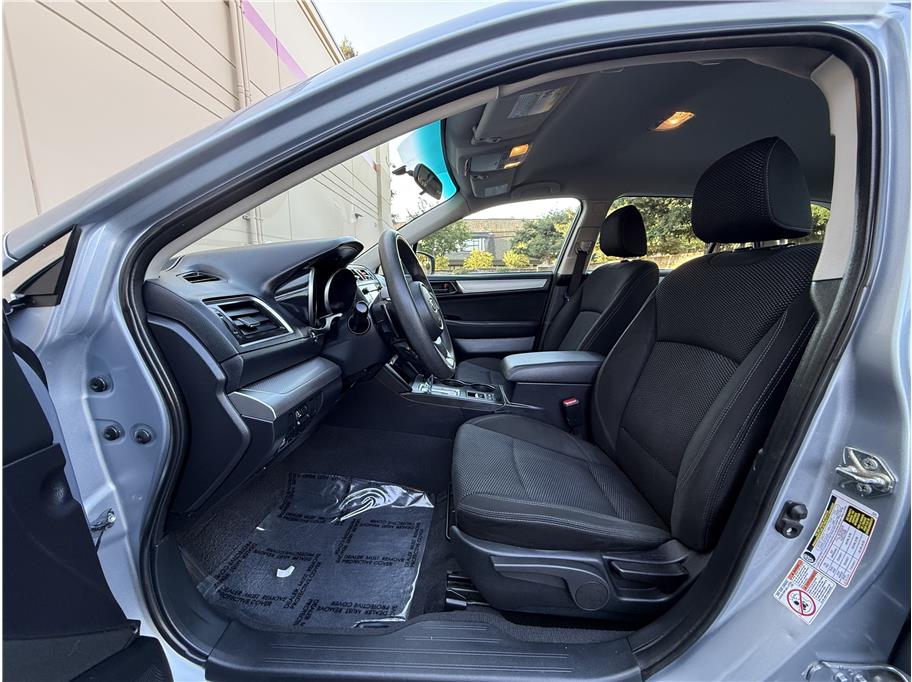 2018 Subaru Outback 2.5i photo 8