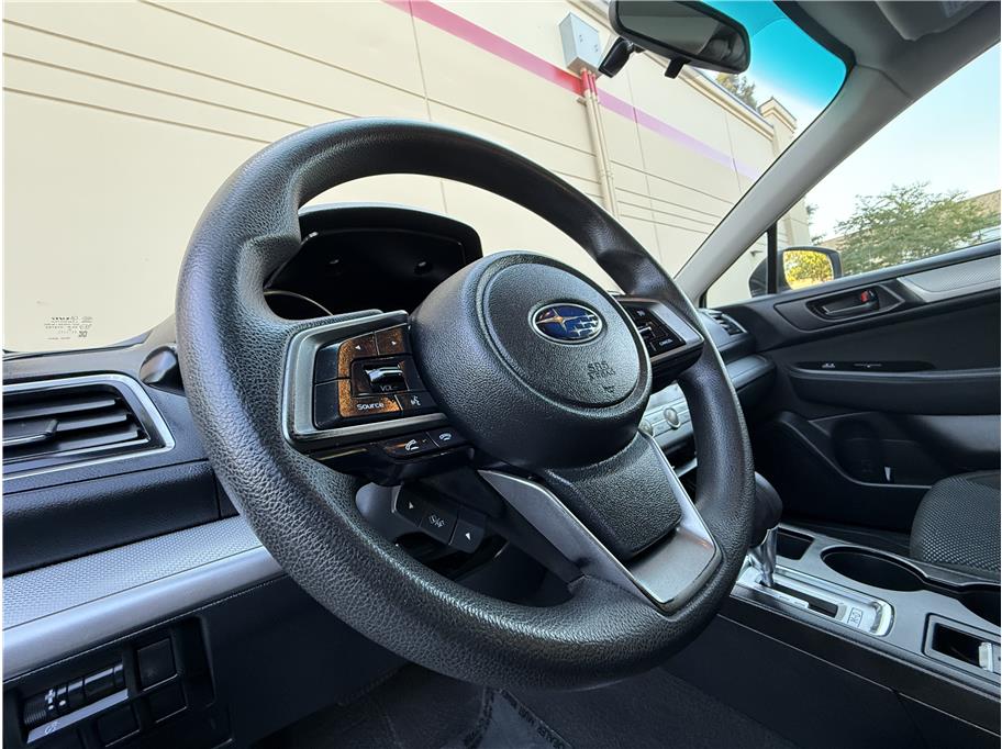 2018 Subaru Outback 2.5i photo 12