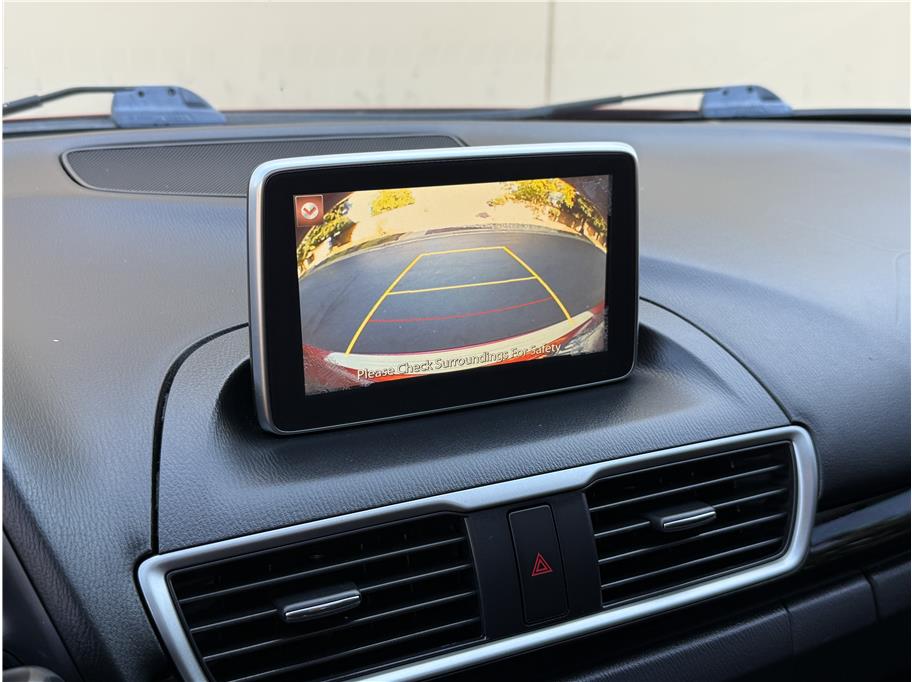 2015 Mazda Mazda3 Grand Touring Hatchback photo 12