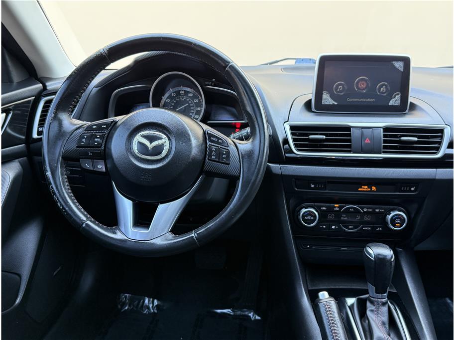 2015 Mazda Mazda3 Grand Touring Hatchback photo 22