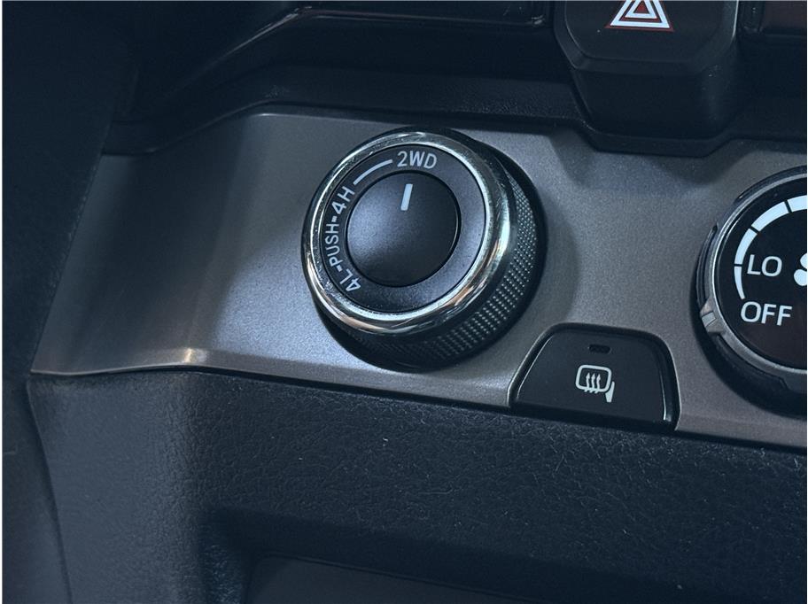 2017 Toyota Tacoma SR5 Sport TRD Pro photo 14