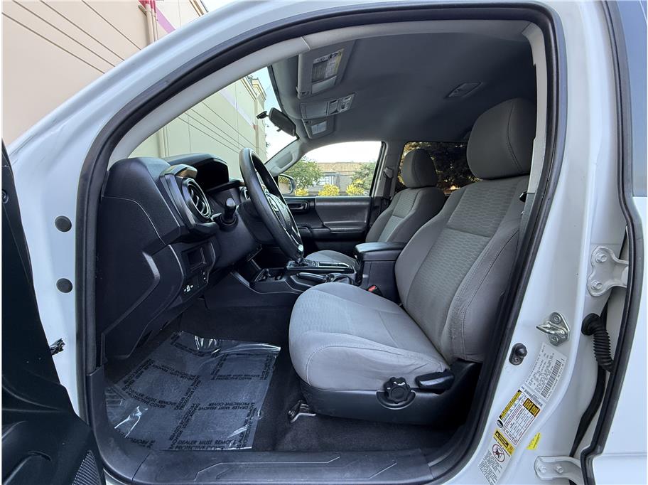 2017 Toyota Tacoma SR5 Sport TRD Pro photo 22