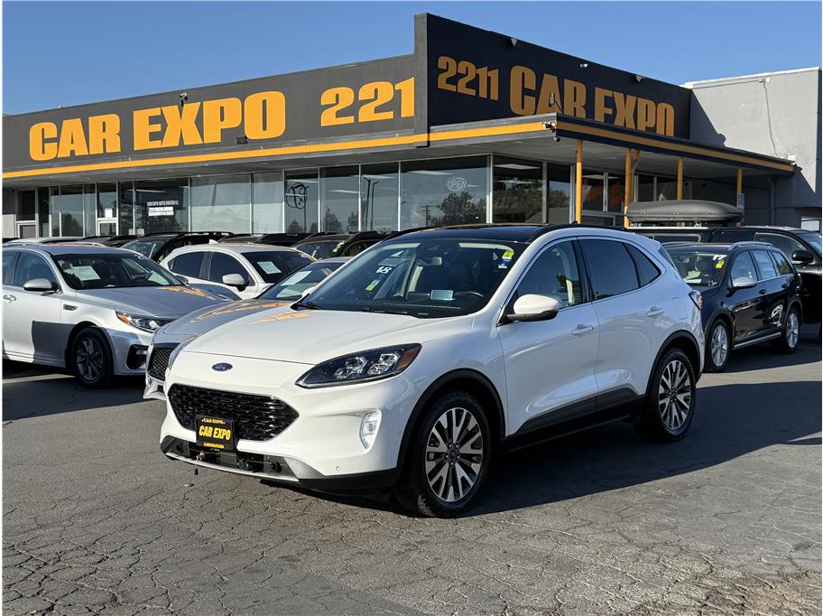 2020 Ford Escape Titanium Hybrid Sport photo 26