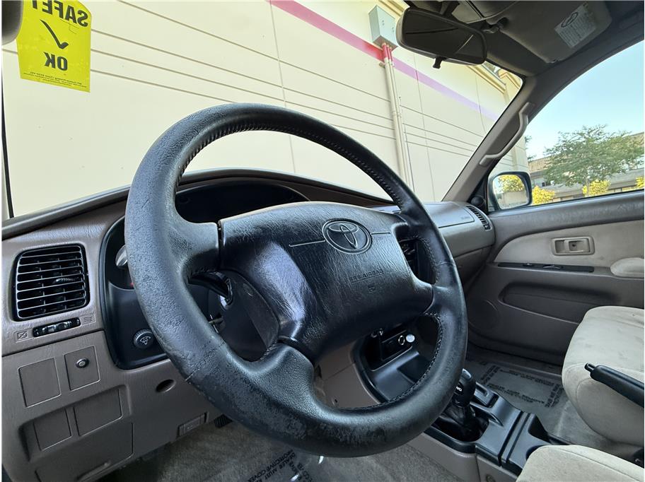 2001 Toyota 4Runner SR5 Sport photo 18
