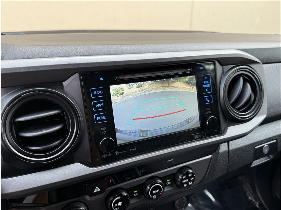 2017 Toyota Tacoma Double Cab TRD Off-Road photo 19