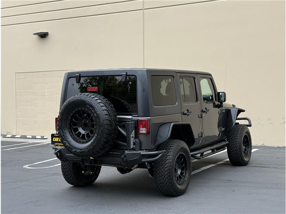 2016 Jeep Wrangler Unlimited Rubicon Sport photo 3