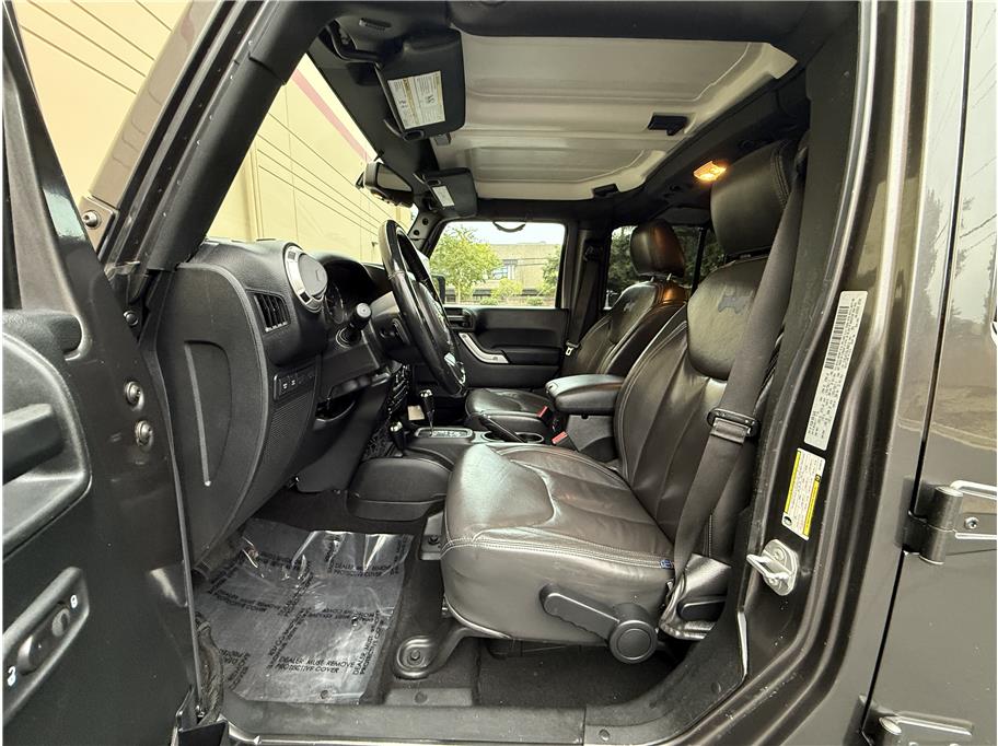 2016 Jeep Wrangler Unlimited Rubicon Sport photo 6