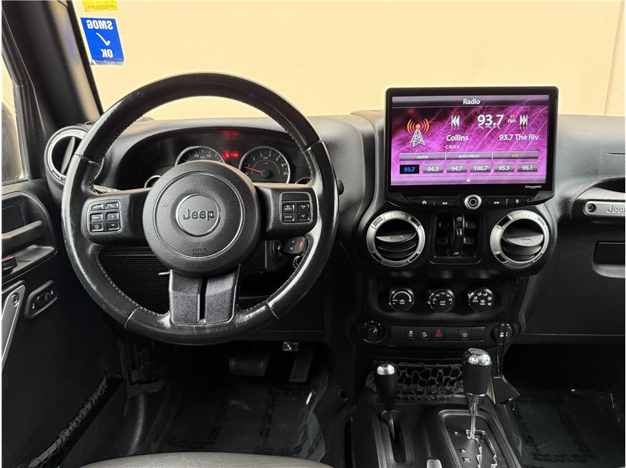 2016 Jeep Wrangler Unlimited Rubicon Sport photo 18