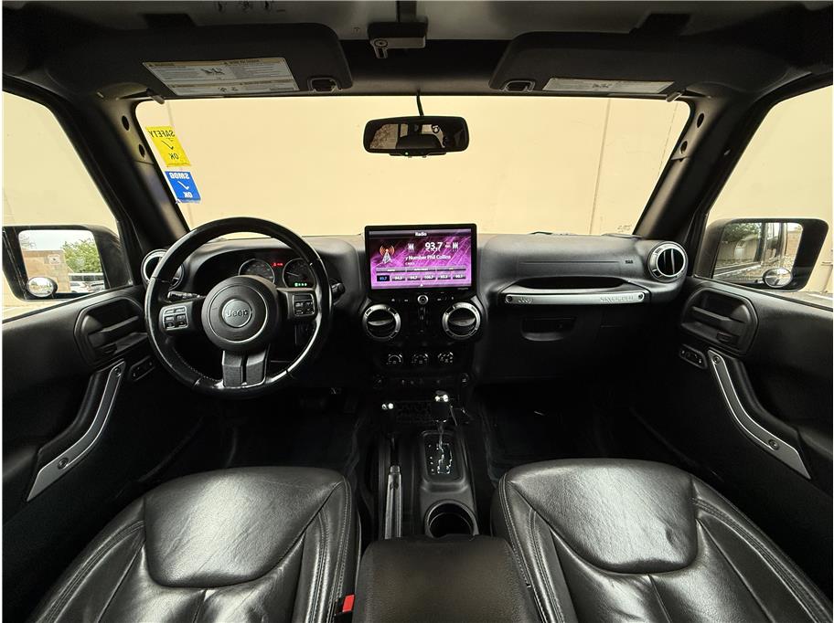 2016 Jeep Wrangler Unlimited Rubicon Sport photo 19