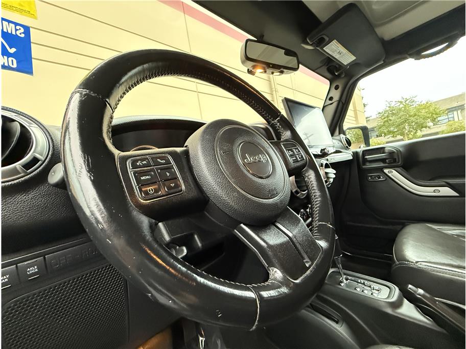 2016 Jeep Wrangler Unlimited Rubicon Sport photo 10