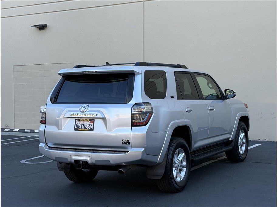 2019 Toyota 4Runner SR5 Premium Sport photo 4