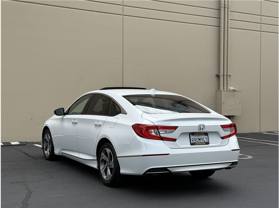 2018 Honda Accord EX-L photo 3